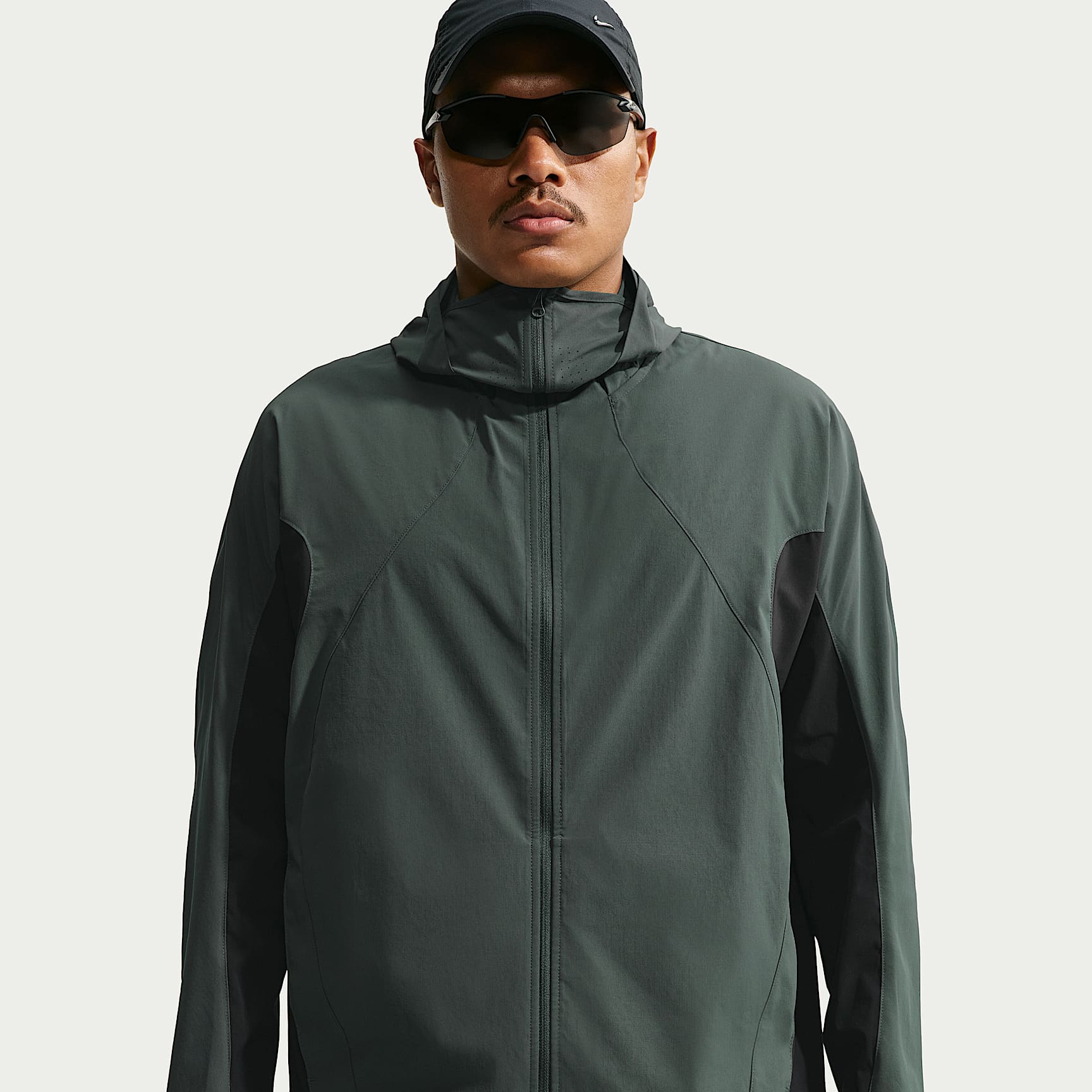 Nike Tech Helios Men's Dri-FIT Long-Sleeve Shell. Nike.com